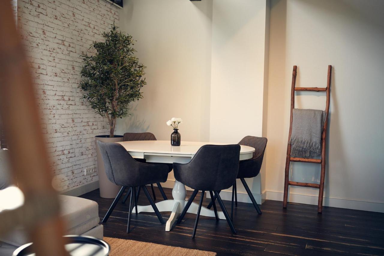 Huisjes Aan De Amstel - Your Home Away From Home Amstelveen Ngoại thất bức ảnh